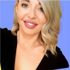 Jill Wigmore's Instagram, Twitter & Facebook