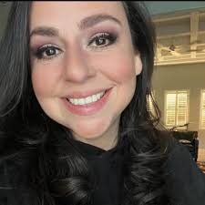 Meet Jennifer Tobar, RN Clinical Coordinator at DHR Health, proudly  celebrating 10 years of dedicated service! Jennifer plays a critical role  in the ECMO program, a life-saving support system for patients. She