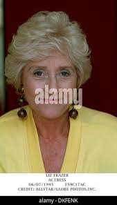 Liz Frazer's Instagram, Twitter & Facebook