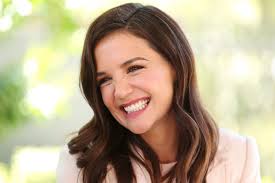 Batman begins, logan lucky, first daughter and pieces of april. Katie Holmes Is Promoting Her Boyfriend S Restaurant For The Holidays Vanity Fair