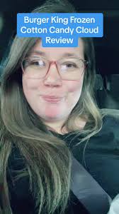 Betty Fish 🐠 (@bettyeatsfood)