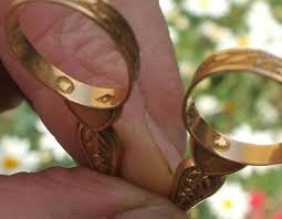 Let's explore how to tell if gold is real with makeup. Gold Testing How To Tell What Karat Your Gold Is Bellatory