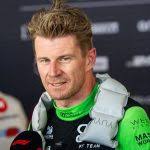 Punching with the big boys: Richard Maynard strikes out alone in boxing