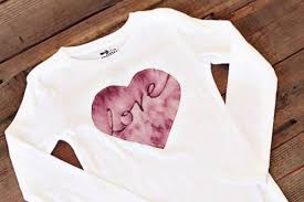 L'agent de blanchiment détruit les liaisons chimiques, qui est activement utilisé dans la fabrication de produits chimiques. Une Technique De Batik A L Eau De Javel Petit Citron Petit Citron