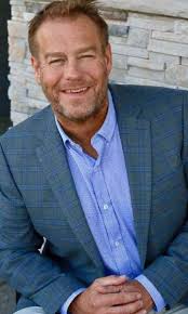 House for sale in West Linn: 2765 Ridge Ln, West Linn, OR 97068