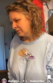 This is an older video where V and J are talking about Keely. Does anyone  know if Keely still comes to visit J ? I wonder if Jessica craves  companionship and wishes she had friends.