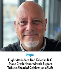 🔗: bit.ly/4jLmdPu Flight attendant Ian Epstein, one of the 67 victims of  the D.C. plane crash, received a touching farewell at his home airport.  📷️: Facebook