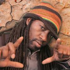 Biography: Wayne Smith