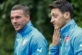Fenerbahçe'nin önemli transferlerinden mesut özil, galatasaray'a ilk kez forma giydi. Galatasaray Aradigi Oyuncu Tipini Buldu