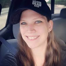 Krissy Kelly (@krissy_k2)