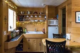 Whether you're traveling with kids or flying solo, sometimes it's easier to leave the tent gear at home. 10 Cozy Cabins For Rent In Vermont Winter Getaways New England Today