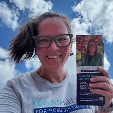 Knock, knock! I'm...