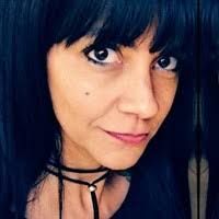 10 "Anne Knee" profiles