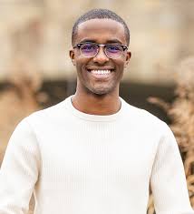 Mahone Fund `Reaching for Rainbows' celebrates `Living Legend' duo, awards  college scholarships to 11 local youth