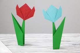 Auf diese weise entsteht eine plastische tulpenblüte. Tulpe Aus Papier Basteln 3 Ideen Zum Falten Talu De
