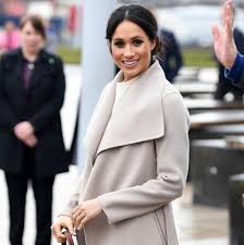 A classic black and pale camel herringbone raglan sleeve overcoat, perfect to wear over suits and jackets. Meghan Markle S Best Coats Ever Coat Brands Meghan Loves