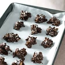 Christmas cookies that are delicious and beautiful and only take 4 ingredients to make! 3 Ingredient Holiday Cookies Moneywise Moms