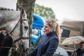 Boekelo First Horse Inspection: All Pass After Two Holds