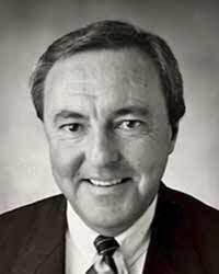 Elizabeth Ketterman's Instagram, Twitter & Facebook