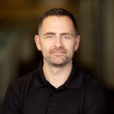 Rob Swain's Instagram, Twitter & Facebook