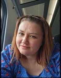 My hair has had bleach, and a few red box dyes over the bleach including a  demi-permanent salon copper colour too at some point! I've been letting it  grow out for a