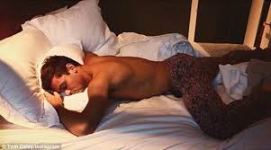 Whether it's an office meeting, holiday party, gala, baby shower, or family gathering, our catering service is reliable, professional, and our food is absolutely delicious. Tom Daley Shows Off His Muscular Physique In Shirtless Instagram Photo Daily Mail Online