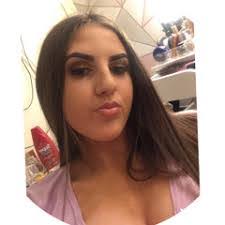 Erin Oneill's Instagram, Twitter & Facebook