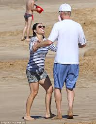 She is known for her work in the comedy televisi. Julia Louis Dreyfus 53 Shows Off Her Incredible Beach Body As She Makes A Splash During Romantic Holiday In Hawaii Daily Mail Online