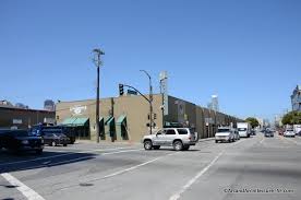 The street is usually bustling with people meeting for coffee, shopping for trendy clothes, running errands or meeting for. San Francisco Flower Market