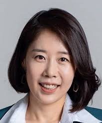 Kim Ro Sa (김로사)