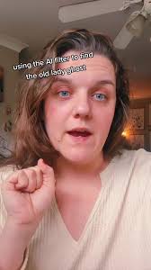 The Old Lady Takilking Aboit Yoatzi Ghost Picture