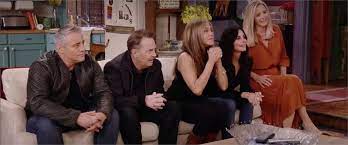 《六人行》是由珍妮佛安妮斯頓（jennifer aniston）、寇特妮考克絲（courteney cox）、麗莎庫卓（lisa kudrow）、麥特勒布朗（matt leblanc）、馬修派瑞（matthew perry），以及大衛史威默（david schwimmer）主演，這六位主要演員在特別篇終將齊聚位在洛杉磯伯班克（burbank）華納兄弟工作室（warner bros. Jxiofn5rg1pfxm