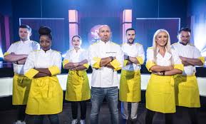 Chefi la cutite is a romanian cooking show, which was first broadcast on march 07 2016, by the antena 1 television channel. Favoare Cu Grija IncÄƒrcat Chefi La Cutite Sezonul 2 Finala Footballswagger Com