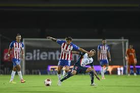 Los mejores partidos de fútbol y competiciones deportivas en tiempo real, ahora solo en telemundo deportes. Todo Listo Para El Clasico America Vs Chivas En El Guard1anes 2020 24 Horas
