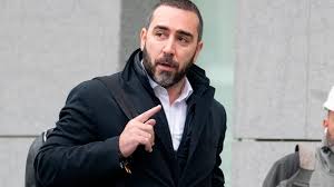 Víctor de Aldama declaró que la sociedad Apamate canalizaba US$250 millones  en petróleo de PDVSA para financiar ilegalmente al PSOE. La investigación  está actualmente en manos de la UCO.