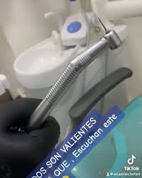 Profile for Dr. Adrián Farfán L.