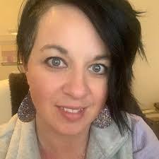 Tabatha Murphy's Instagram, Twitter & Facebook