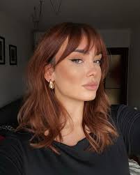 Jelena Tomic's Instagram, Twitter & Facebook