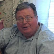 Dianne Shuler's Instagram, Twitter & Facebook