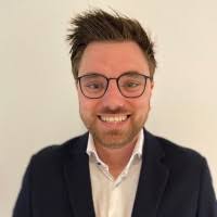 90+ "Thomas Lion" profiles