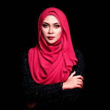 Download lagu lagu baru siti nordiana mp3 dapat kamu download secara gratis di metrolagu. Siti Nordiana Hijab Style Tutorial Actresses Studio Album