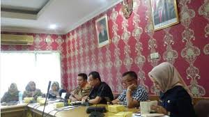 Gratis untuk komersial tidak perlu kredit bebas hak cipta. Https Sumsel Tribunnews Com 2021 03 02 Sekolah Dan Wisata Berkuda Hadir Di Kompleks Jakabaring Jsc Palembang Ini Tarif Dan Jadwalnya Https Cdn 2 Tstatic Net Sumsel Foto Bank Images Sekolah Berkuda Di Jakabaring Palembang Jpg Sekolah Berkuda