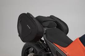 Sensitivity and specificity of prepared conjugated secondary antibodies were detected using positive and negative camel serum samples reacted stored for 1 year at −20°c. Sichere Satteltaschen Blaze Fur Ktm 1290 Super Duke R 390 Adv Von Sw Motech