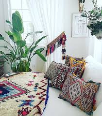 Please click the picture to see the large or full size picture. 50 Dreamy Boho Bedroom Decorating Ideas Page 11 Of 50 Home Backyard