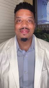 Veronica Lehr's Instagram, Twitter & Facebook