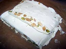 La Meilleure Recette De Nougat Maison Comme A La Foire L Essayer C Est Nougat Recette Desserts Rapides Recette