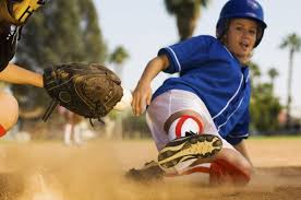 Cara memegang bola, cara melempar bola, cara menangkap bola, teknik memegang alat pemukul (bat), teknik memukul bola softball, teknik berlari ke base atau antar base dan teknik sliding atau meluncur. 10 Rekomendasi Perlengkapan Softball Ini Penting Untuk Menunjang Permainan Di Lapangan