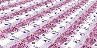 Un detenido con 131.500 euros en billetes de 500 euros falsos en Zaragoza  tras una huida de película