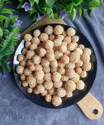 Hi salam sejahtera sahabat semua kuih siput yang rangup dan sedap ini tanpa telur dan senang dibuat. Kuih Gunting Buah Rotan Sama Rangup Sama Sedap