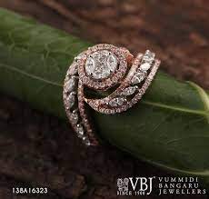 Pin By Lifestyle And Jewels On Finger Rings Gold Ring Designs Gold Earrings Designs Indian Engagement Ring